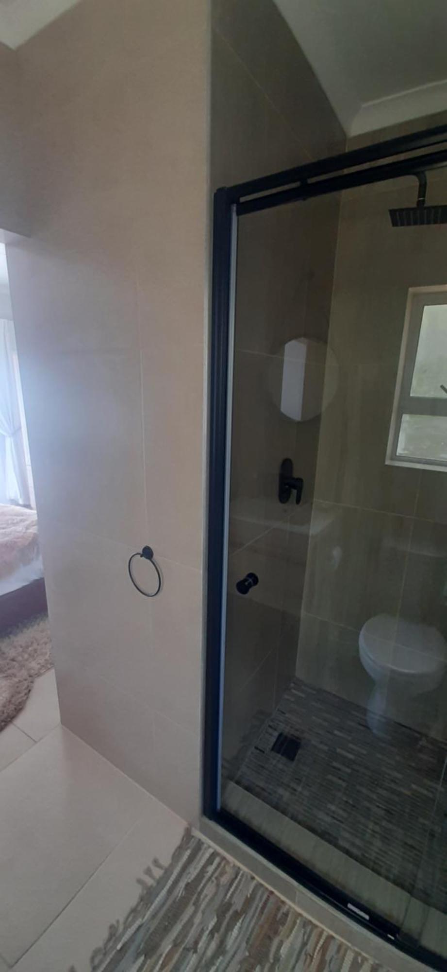 Beachview Guest Suites Port Elizabeth Exteriör bild