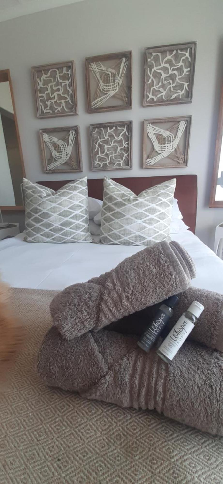 Beachview Guest Suites Port Elizabeth Exteriör bild