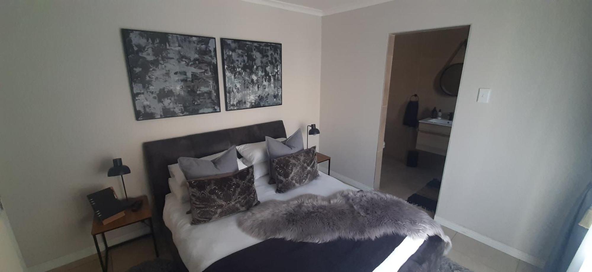 Beachview Guest Suites Port Elizabeth Exteriör bild