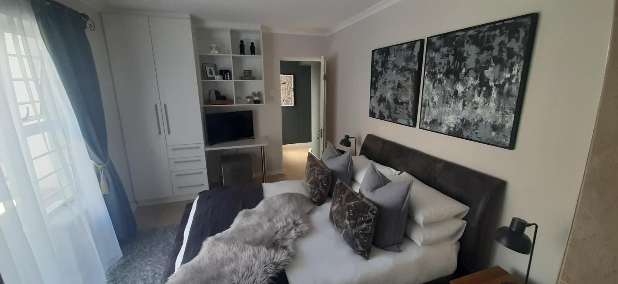 Beachview Guest Suites Port Elizabeth Exteriör bild