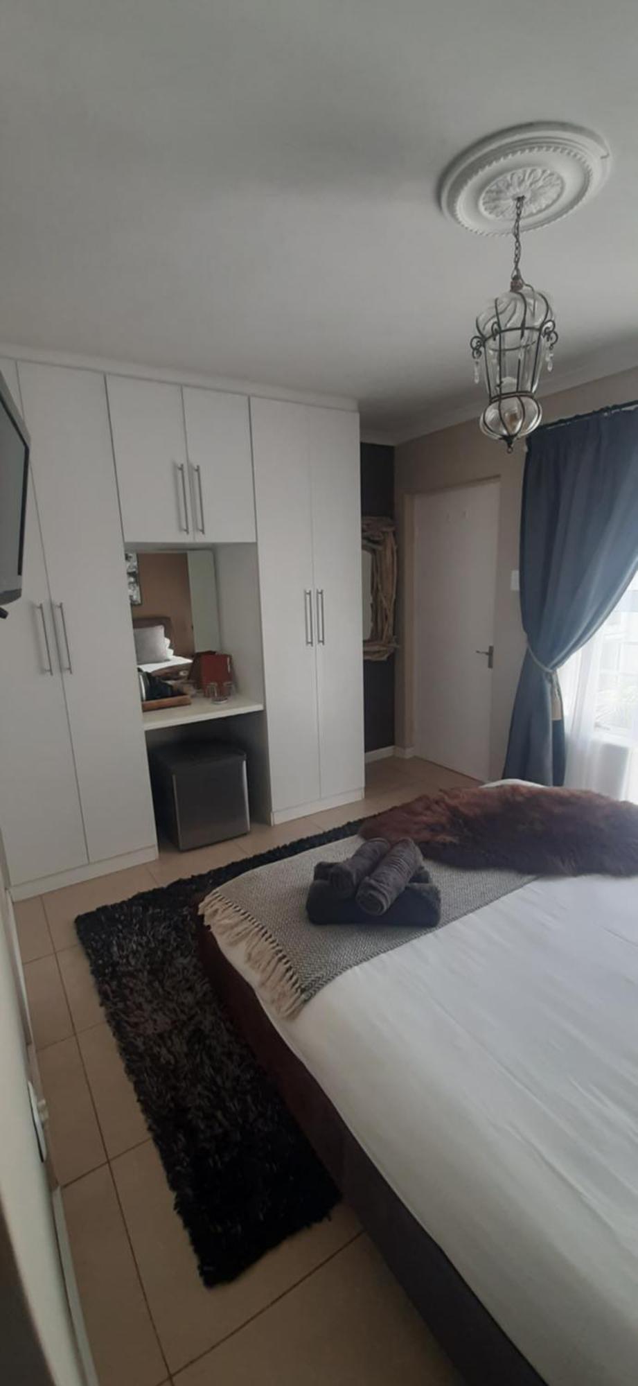 Beachview Guest Suites Port Elizabeth Exteriör bild